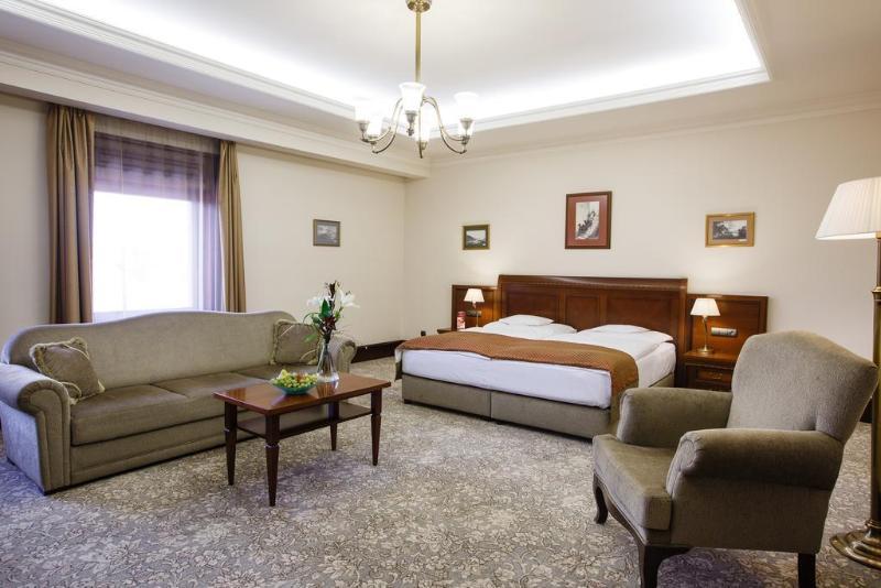 Andrássy Kúria&Spa Hotel Tarcal Kültér fotó